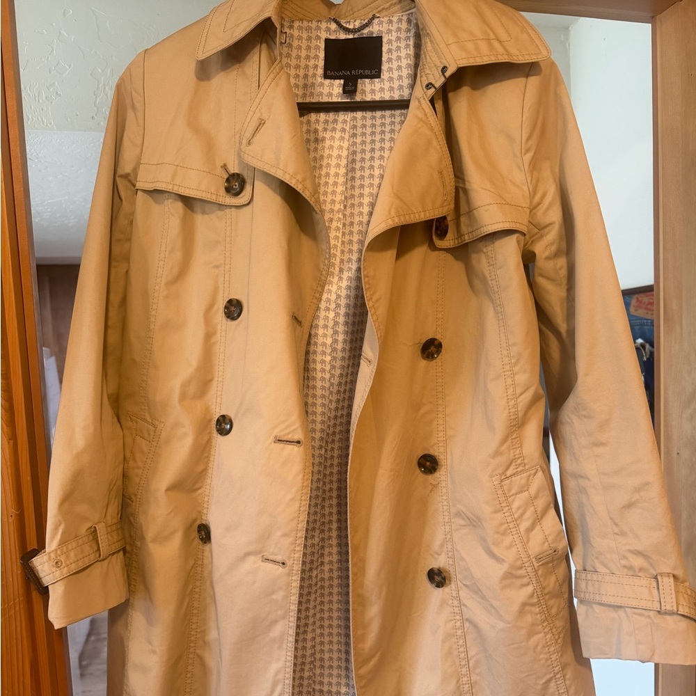 Banana Republic Tan Trench Coat